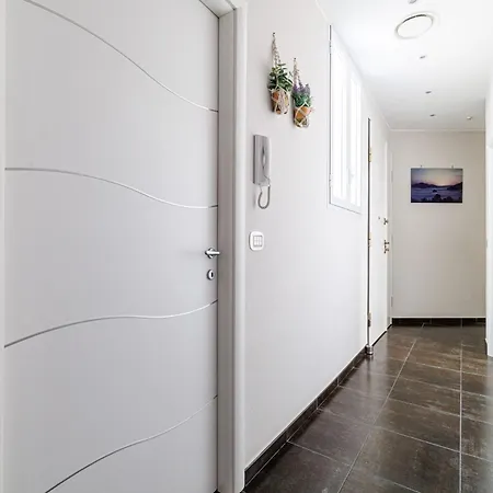 Apartment Le Saint Charles-parking-climatisation-centre *