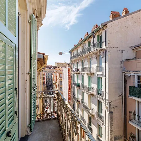 Apartment Le Saint Charles-parking-climatisation-centre Menton